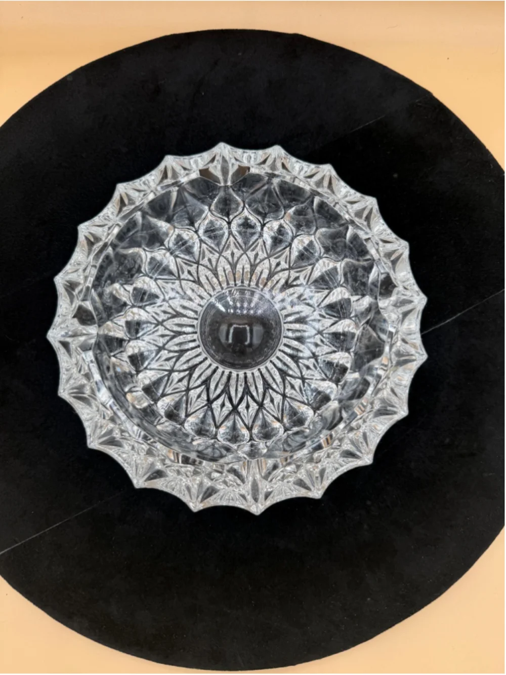 Vintage Clear Pressed Glass Serving Bowl Starburst Diamond Scalloped Rim 7.5&quo